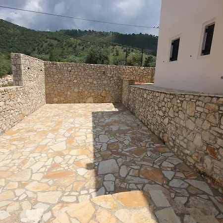 Villa Mario Himare