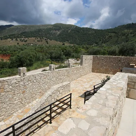 Mario Villa