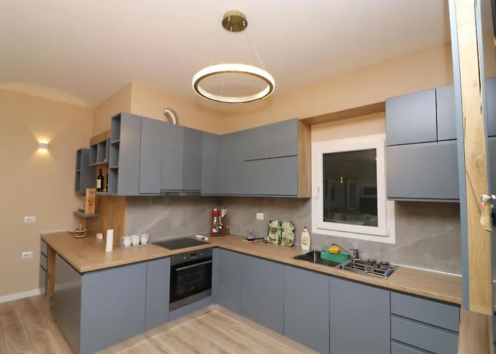 Mario فيلة هيماري